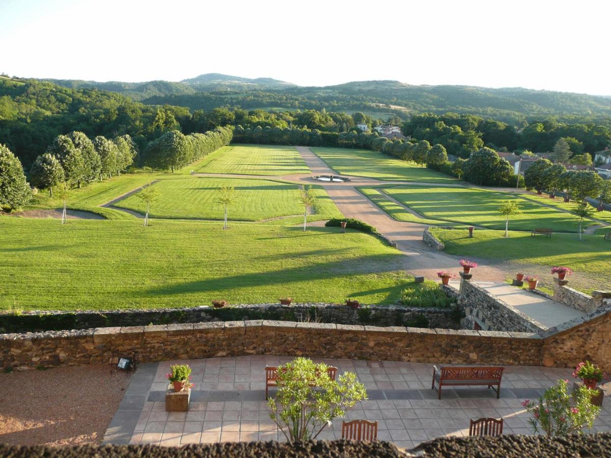 Chateau Royal De Saint-Saturnin Exterior photo